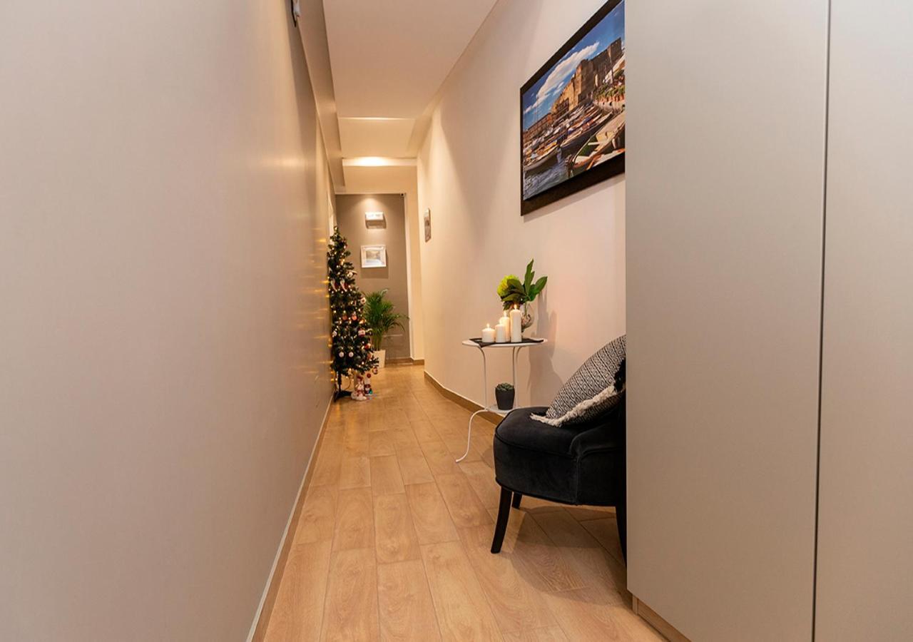 B&B Vico Milano 18 Napoli Eksteriør billede